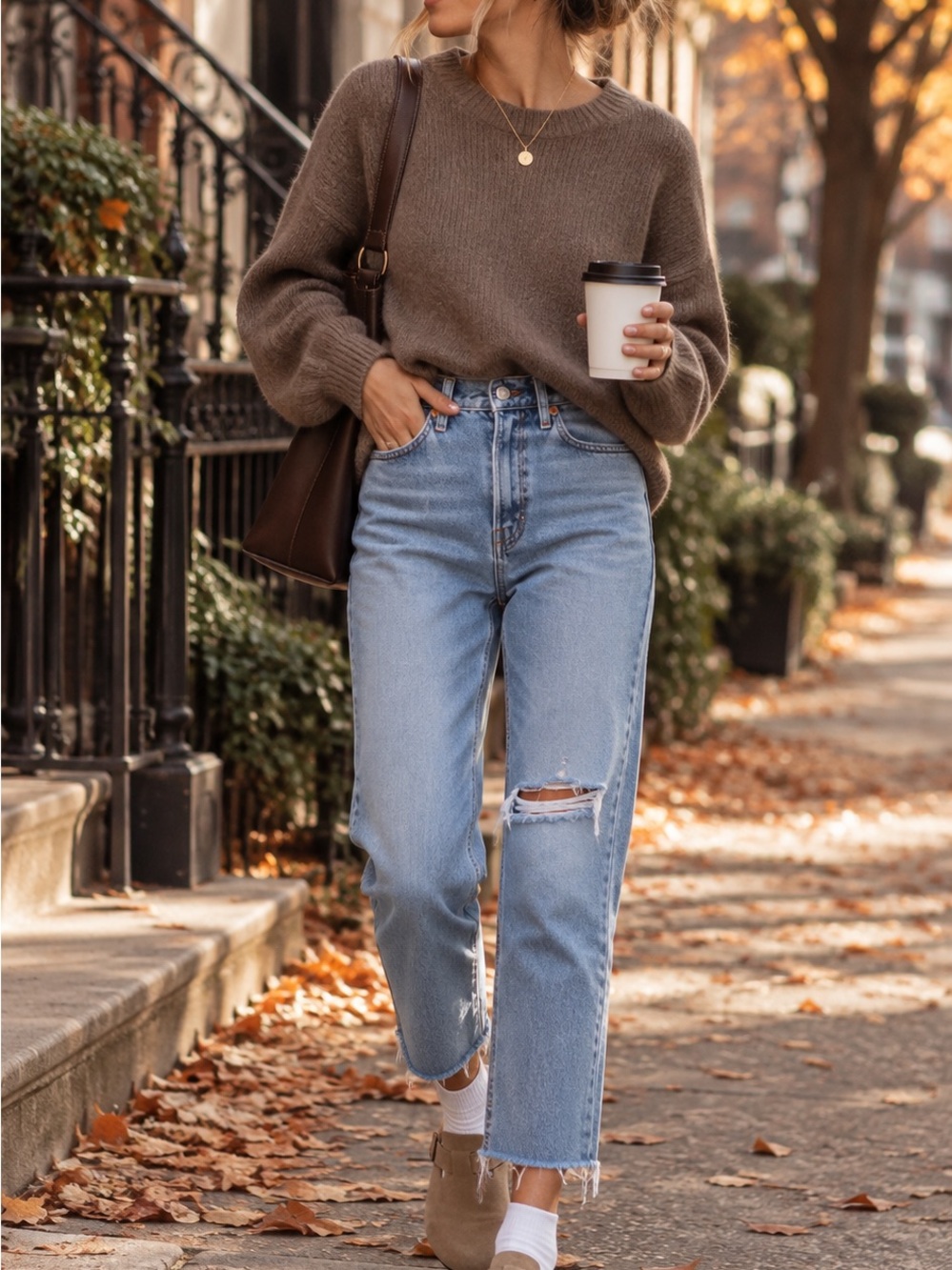 Levi's Wedgie Straight Jeans with Distressed Knee
